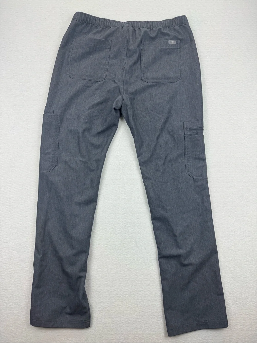 FIGS Technical Collection Men's Cairo Cargo Scrub Pants Straight Leg Gray Size M